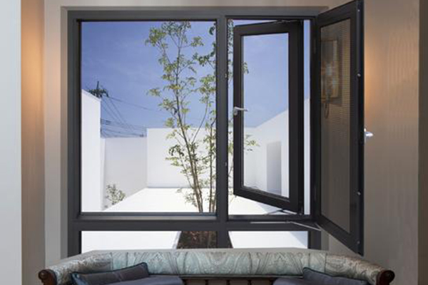 隔熱斷橋鋁門(mén)窗有哪些優(yōu)點(diǎn)？快來(lái)看看吧！